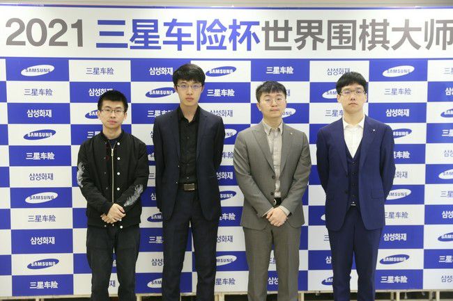 不久前，那不勒斯主席德劳伦蒂斯在接受采访时表示即将完成奥斯梅恩的续约。